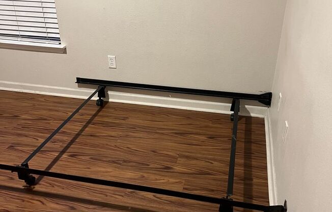 1 bed, 1 bath, $750, Unit # 511