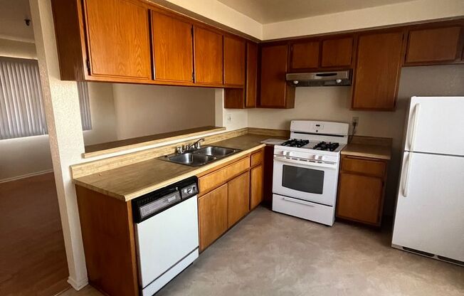 1 bed, 1 bath, 700 sqft, $1,695