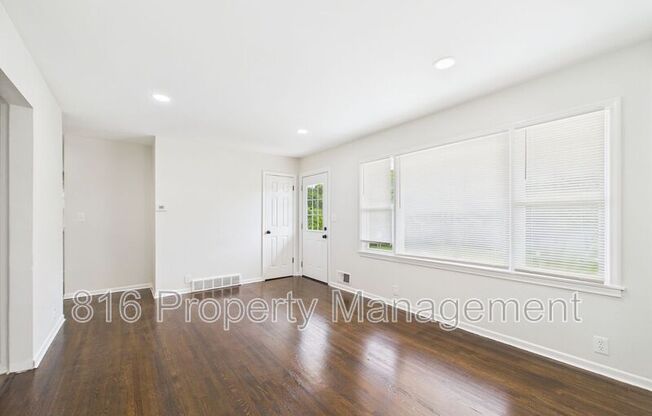 11214 LEXINGTON AVE