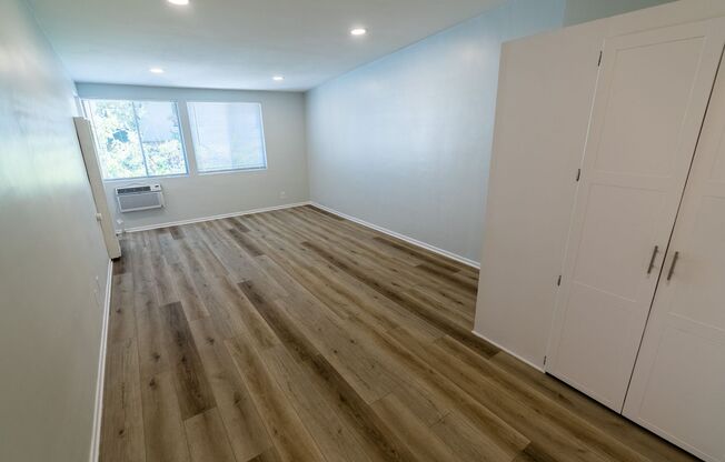 Studio, 1 bath, 615 sqft, $1,748, Unit 206