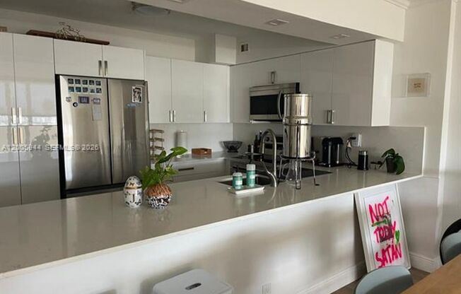 5 Island Ave # 8G (A12005944)