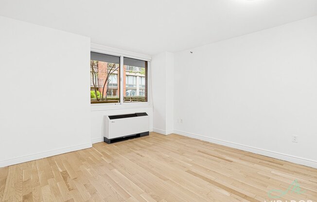 Studio, 1 bath, $4,100, Unit 445