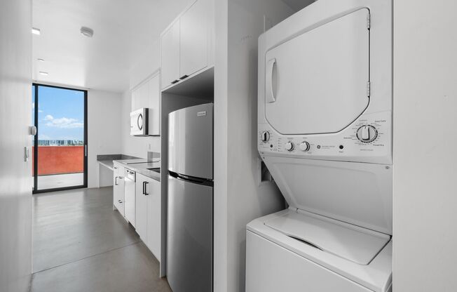 Studio, 1 bath, 353 sqft, $2,250, Unit Unit 22