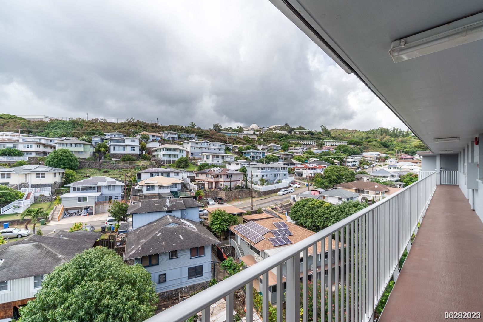 2bd/1ba/1parking in Kamehameha Towers