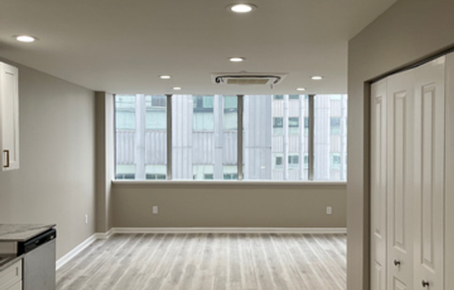 1 bed, 1 bath, 745 sqft, $1,745, Unit 1224