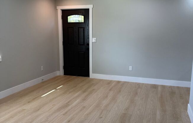 Hartz Property Management presents 644 Green Street, Unit D in Martinez