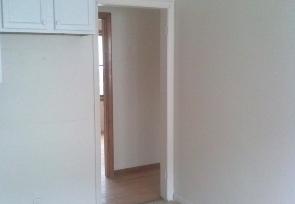 3233 N 53 ST