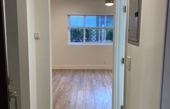 Studio, 1 bath, 230 sqft, $1,875, Unit 716- 16