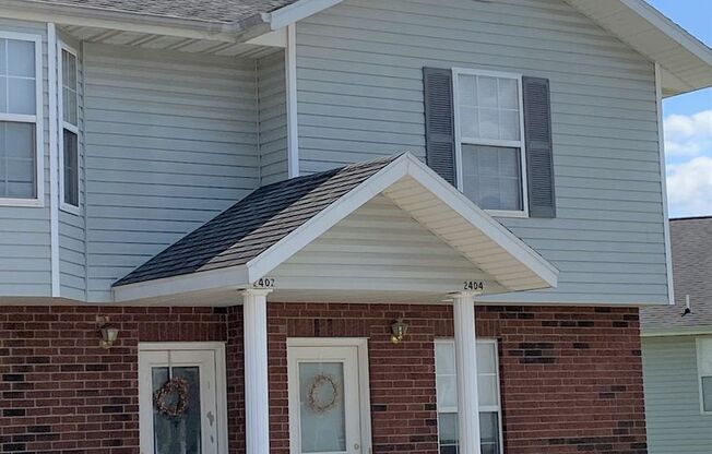 Petrus Circle - Win Rock Valley Ranch Townhomes