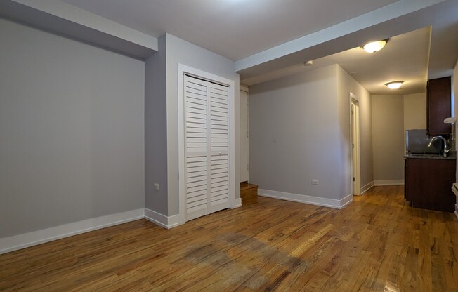 2840 N Orchard St , 2846-46