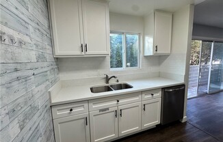 2 beds, 2 baths, 1,200 sqft, $2,600, Unit 105