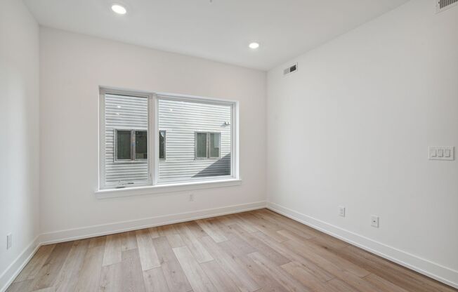1 bed, 1 bath, 659 sqft, $1,700, Unit Unit 201