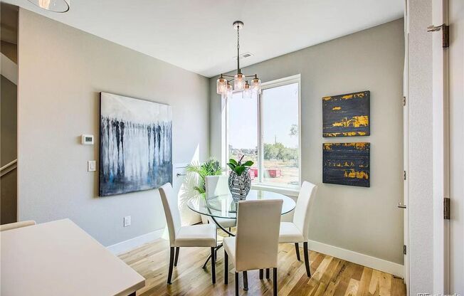 2 beds, 2.5 baths, 1,086 sqft, $2,295, Unit 5159 W 10th Ave