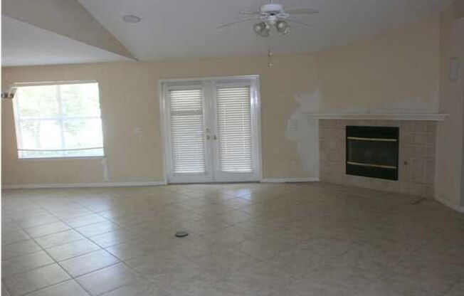 3 beds, 2 baths, $2,000