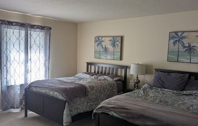 5116 Beach Dr SE