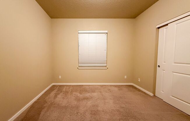 2 beds, 2 baths, 1,090 sqft, $1,600, Unit 523-07