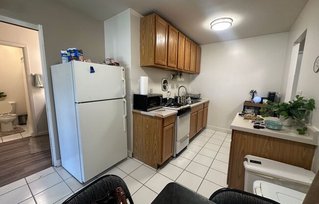 1 bed, 1 bath, $1,195, Unit 309