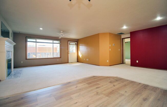 Gorgeous 3 Bedroom Aloha House with Attached 2 Car Garage