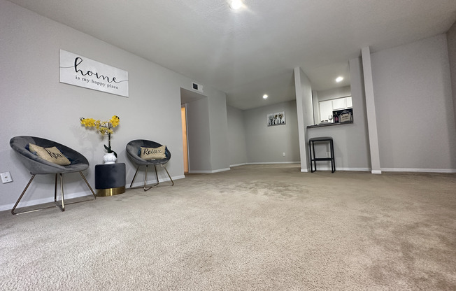 3 beds, 2 baths, 1,096 sqft, $1,399