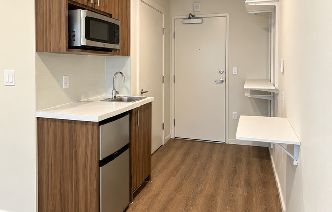 Studio, 1 bath, 180 sqft, $1,195, Unit 325-MFTE