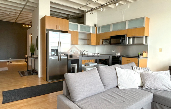 1 bed, 1 bath, 700 sqft, $1,750, Unit Cliff Street Lofts