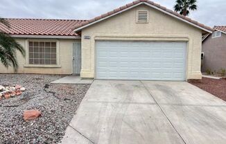 Lovely 1 story single family house