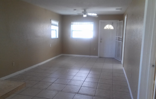 2844 NW 22 CT