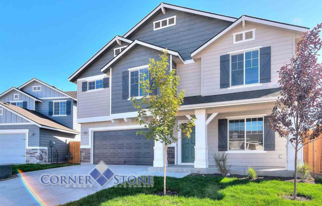 Spacious Home with Bonus Room/Office!