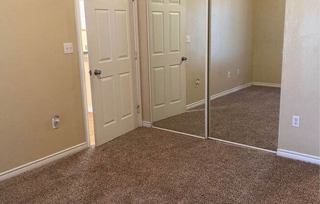 1 bed, 1 bath, 543 sqft, $749