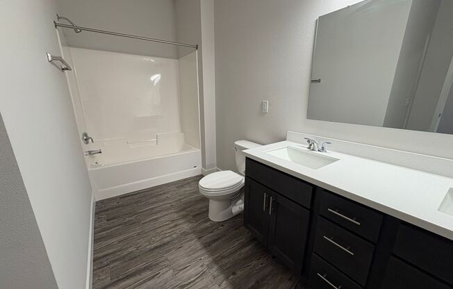 3 beds, 3.5 baths, 2,139 sqft, $2,950, Unit 4888-327