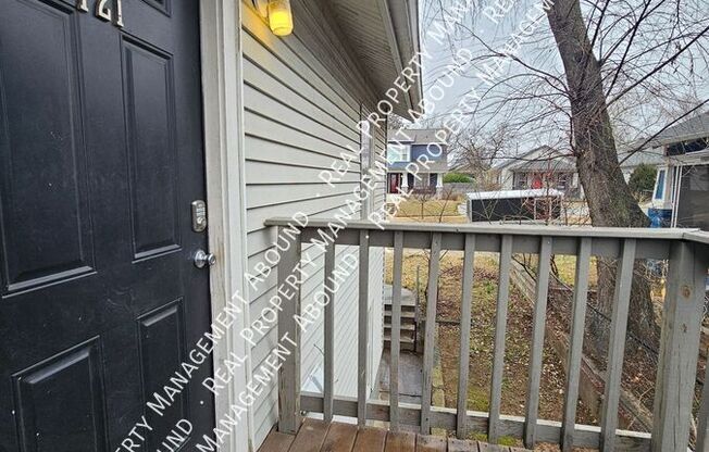721 S OLYMPIA AVE