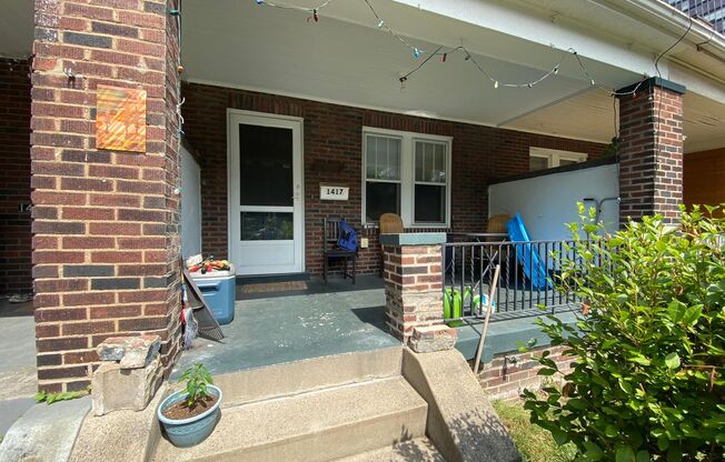 Beautiful Highland Park townhome
