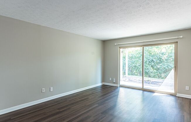 1 bed, 1 bath, 800 sqft, $1,295, Unit 8202-A
