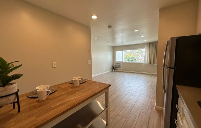 Studio, 1 bath, 500 sqft, $1,550, Unit 306