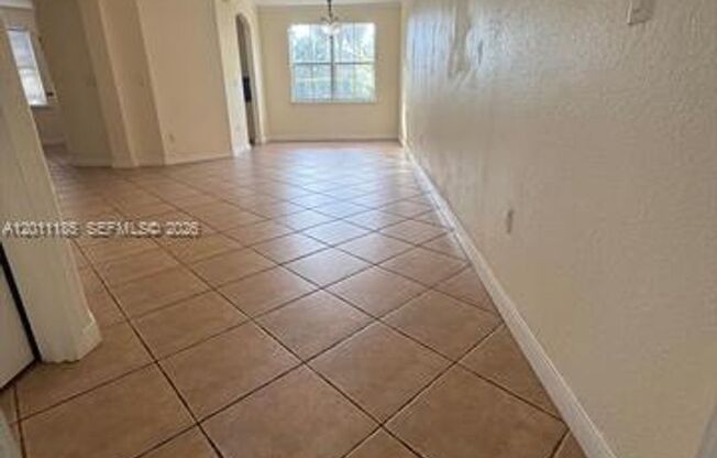 5470 NW 107th Ave th 807 DORAL, FL 33178