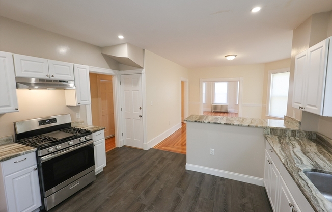 32 ROBINSON ST