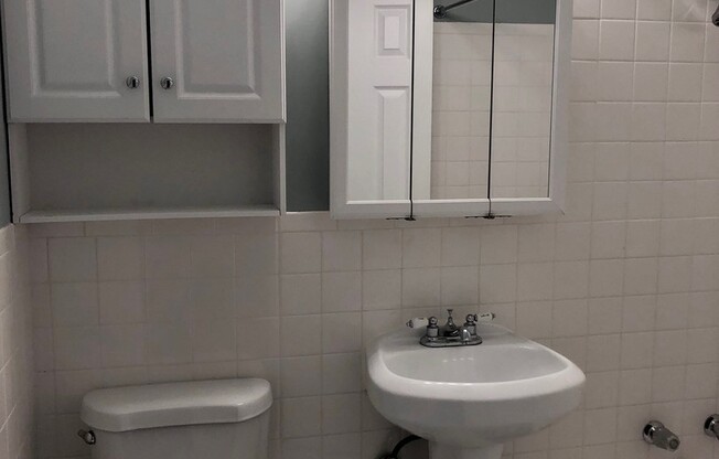 2 beds, 1 bath, 650 sqft, $1,600, Unit 1622-A