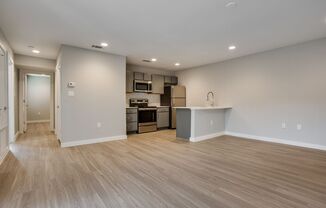 2 beds, 2 baths, 918 sqft, $1,549, Unit 237