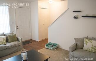 669 VILLA DR