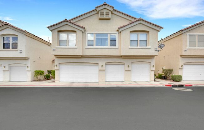 2 bedroom Townhome with a yard