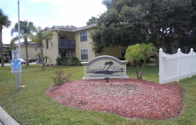 Walk to the Beach from your 2 Bedroom 2 Bath 1st Floor Condo!