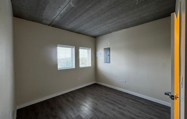 2 beds, 1 bath, 826 sqft, $2,500, Unit 708