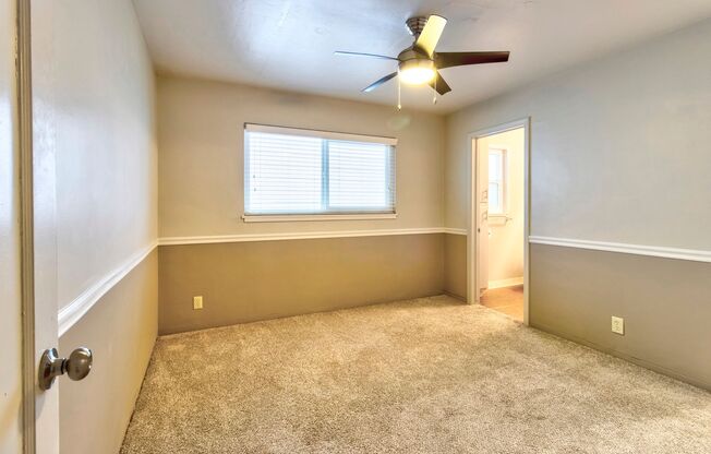 $700 Lease Signing Bonus ~ Limited Time Only ~ Live Where Downtown Meets Midtown, Absolute Must See!