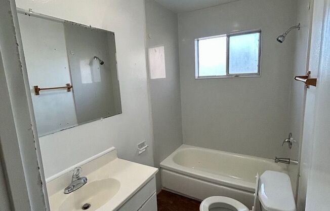 Studio, 1 bath, 425 sqft, $1,195, Unit Apt. #6