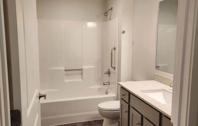 Studio, 1 bath, 397 sqft, $1,450, Unit 114