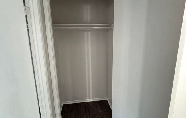 1 bed, 1 bath, 750 sqft, $2,330, Unit 1410