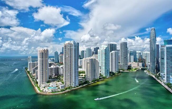 701 Brickell Key Blvd cu-1604, Miami, FL 33131