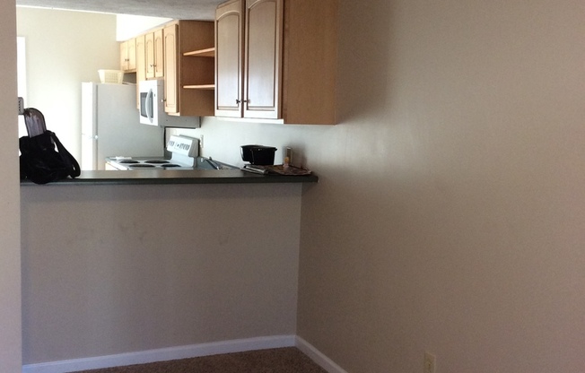 2 beds, 1.5 baths, $1,100