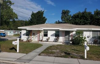 Annual Updated One Bedroom, One Bath Duplex Located in The Village of the Art