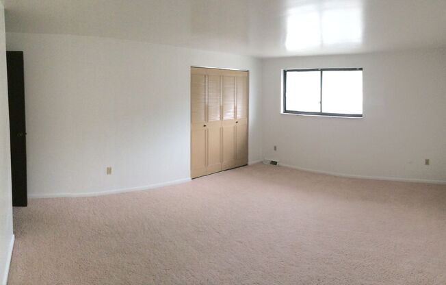 Shaler 2 Bedroom Townhouse